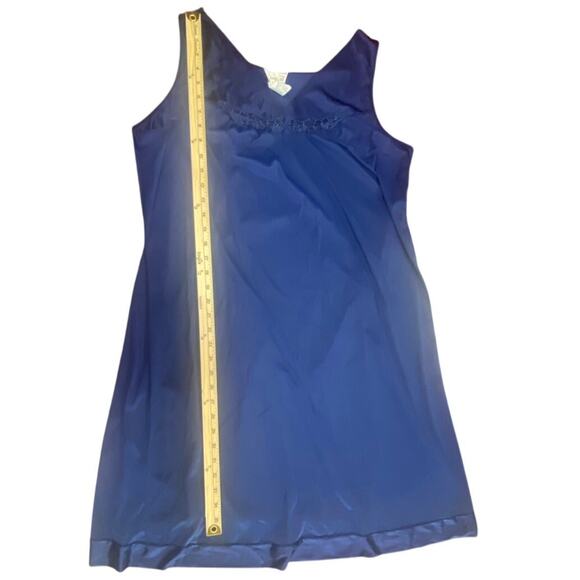Vintage Vanity Fair Blue Nylon Nightgown Slip Dress - Size L (42) - Picture 4 of 4